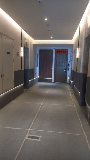 Building Lobby in 3 BHK Apartment at Prestige Jasdan Classic, Mahalaxmi – for Rent