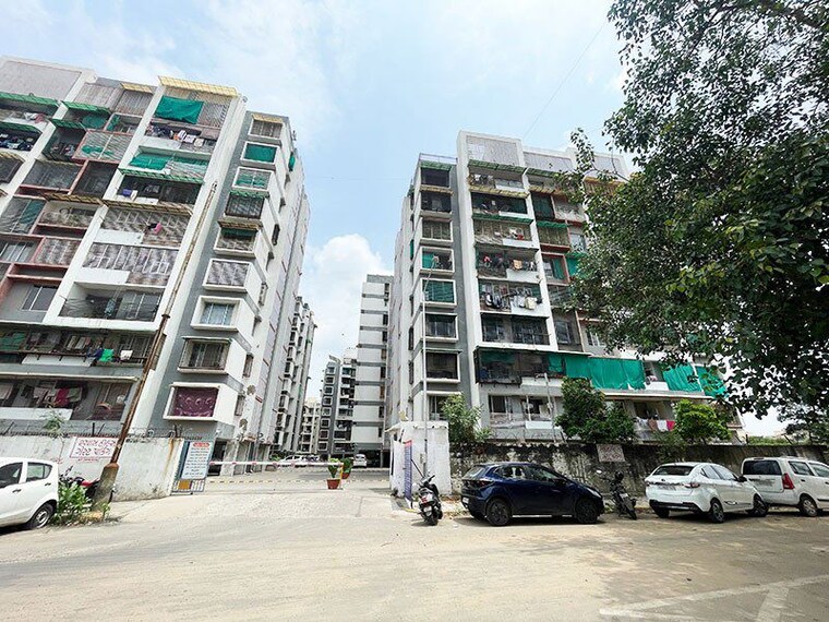 Exterior View, new ranip 3 Bedroom 178 Sq.Yd. Apartment In New Ranip Ahmedabad 10637046