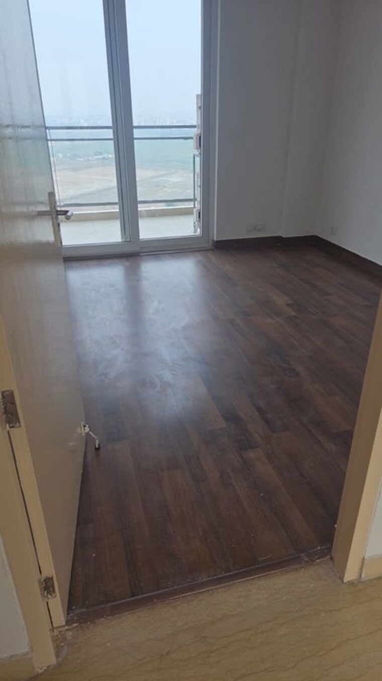 Room, emaar-imperial-gardens 3 Bedroom 2025 Sq.Ft. Apartment In Sector 102 Gurgaon 10637032