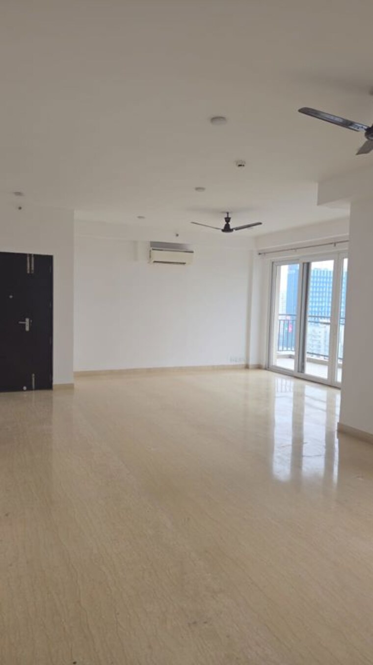 Room, emaar-imperial-gardens 3 Bedroom 2025 Sq.Ft. Apartment In Sector 102 Gurgaon 10637032