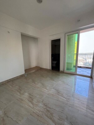 Room in 4 BHK Apartment at Migsun Vilaasa, Eta Ii Greater Noida – for Sale