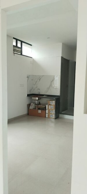 Room in  Office Space at Ashirwad Paras, Prahlad Nagar – for Rent