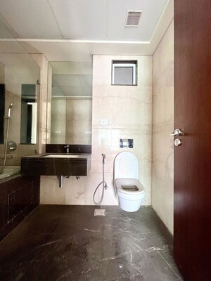 Bathroom in 3 BHK Apartment at Lokhandwala Minerva Mahalaxmi, Mahalaxmi – for Rent