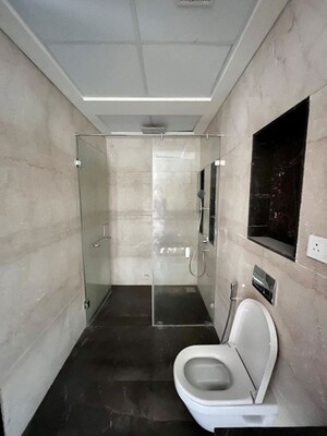 Bathroom in 3 BHK Apartment at Lokhandwala Minerva Mahalaxmi, Mahalaxmi – for Rent