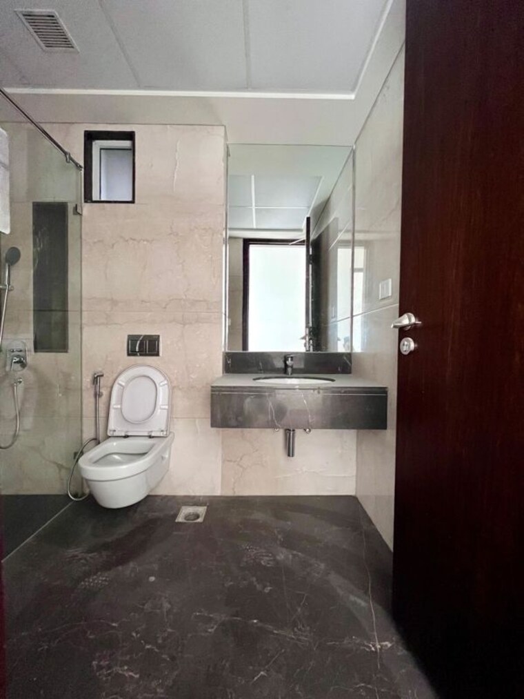 Bathroom, lokhandwala-minerva-mahalaxmi 3 Bedroom 1970 Sq.Ft. Apartment In Mahalaxmi Mumbai 10637141
