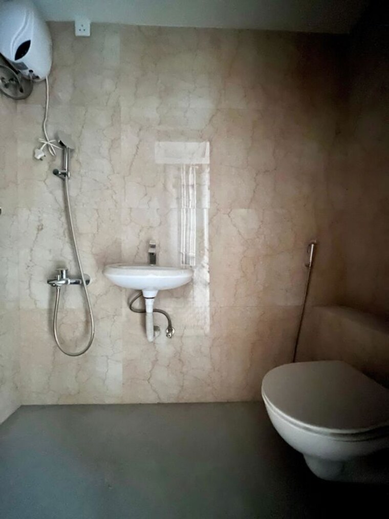 Bathroom, lokhandwala-minerva-mahalaxmi 3 Bedroom 1970 Sq.Ft. Apartment In Mahalaxmi Mumbai 10637141