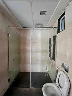Bathroom in 3 BHK Apartment at Lokhandwala Minerva Mahalaxmi, Mahalaxmi – for Rent