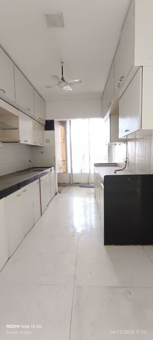 Kitchen in 5 BHK Apartment at Oberoi Springs, Andheri West – for Rent