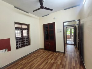 Room in  Office Space at Palarivattom – for Rent