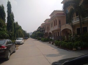 5 BHK Villa – Exterior View View at Amrapali Leisure Valley - for Sale