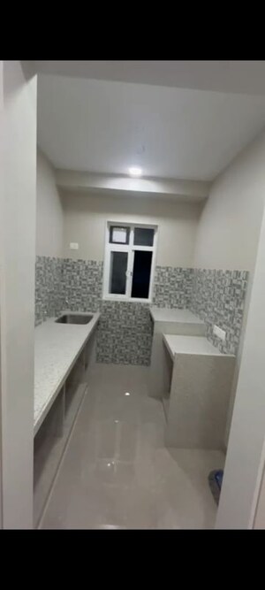 Building Lobby in 1 BHK Apartment at Green Acres Vile Parle, Vile Parle West – for Rent