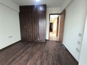 Room in 2 BHK Apartment at Sabari Hill Grange, Chembur – for Sale