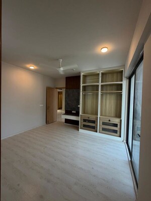 Room in 3 BHK Apartment at M3M Heights, Sector 65 – for Rent