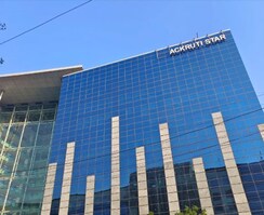 Office Space For Rent in Akruti Centre Point