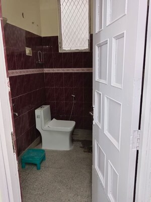 Bathroom in 1 BHK Builder Floor at Lajpat Nagar 4 – for Rent