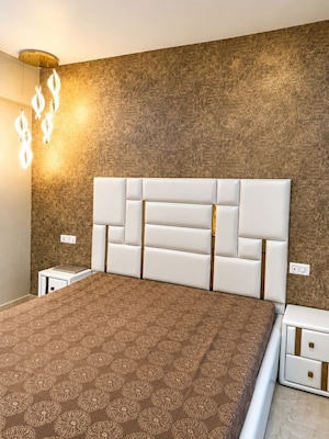 Master Bedroom in 2 BHK Apartment at Hiranandani Atlantis, Powai – for Rent