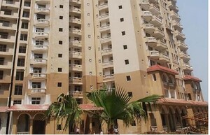 3 BHK Apartment – Exterior View View at Amrapali Sapphire, Sector 45 - for Sale