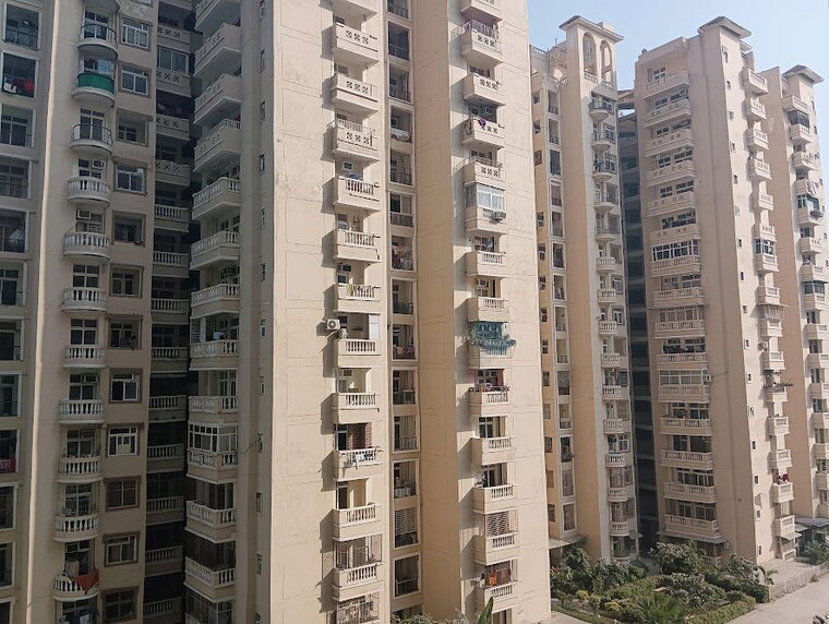 Exterior View, amrapali-silicon-city 2.5 Bedroom 1180 Sq.Ft. Apartment In Sector 76 Noida 10637336