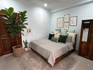 1 BHK Builder Floor For Rent in Sector 42