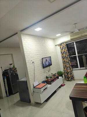 Team Area in 2 BHK Apartment at Prabhadevi – for Rent