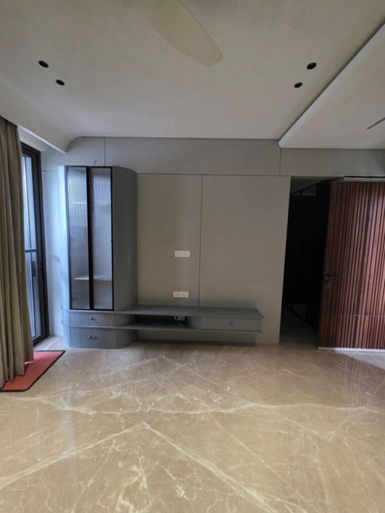 Room, sector 9 panchkula 3.5 Bedroom 3500 Sq.Ft. Builder Floor In Sector 9 Panchkula Panchkula 10637349