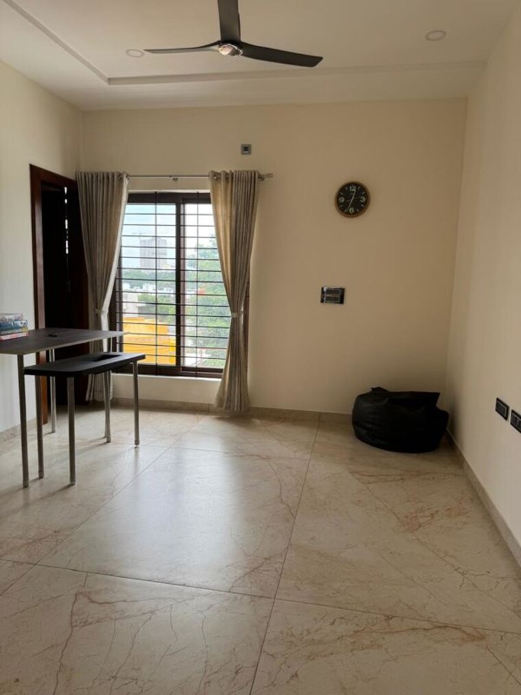 Room, vakil garden city 4 Bedroom 5300 Sq.Ft. Independent House In Vakil Garden City Bangalore 10633355