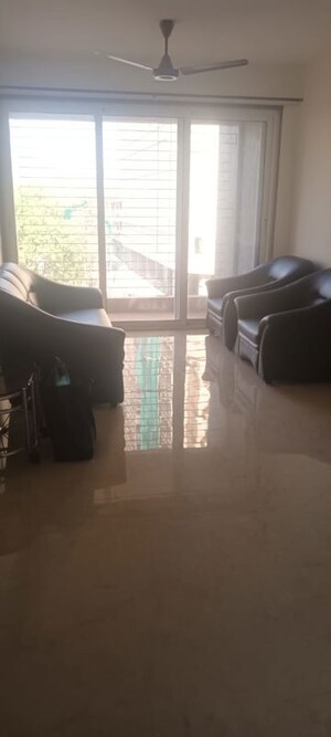 2 BHK Apartment For Rent in Titanium Pyramid Icon, Ghansoli
