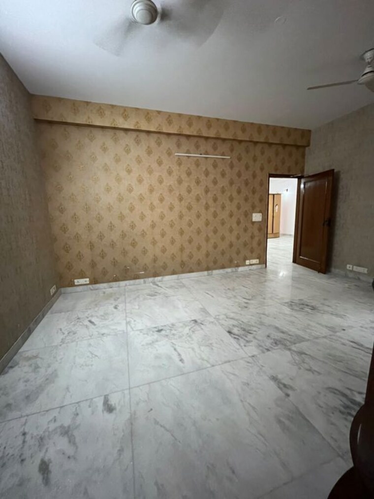 Bedroom, sector 46 3 Bedroom 3200 Sq.Ft. Independent House In Sector 46 Noida 10637387