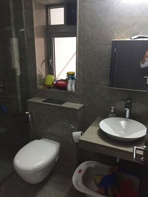 Bathroom in 3 BHK Apartment at Oberoi Exquisite Goregaon, Goregaon East – for Rent