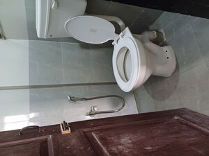 Bathroom in 1 BHK Apartment at Silver Icon, Ghansoli – for Rent