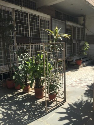 Balcony in 3 BHK Independent House at Safdarjung Enclave – for Rent