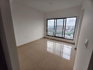 Room in 2 BHK Apartment at Marathon Monte South, Byculla West – for Rent