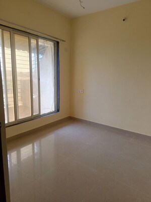Room in 1 BHK Apartment at Morya residency Nalasopra, Nalasopara West – for Rent