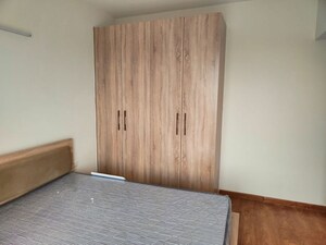Room in 1 BHK Apartment at Godrej Golf Link Villas, Sector 27 Yamuna Expressway – for Rent