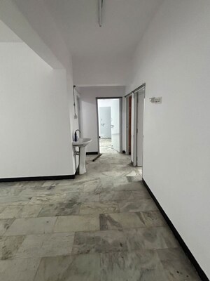 Room in 3 BHK Apartment at Pentagaon Amrutha Valley, Banjara Hills – for Rent