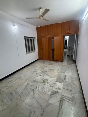 Room in 3 BHK Apartment at Pentagaon Amrutha Valley, Banjara Hills – for Rent