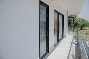 Room in 4 BHK Builder Floor at Suncity – for Sale
