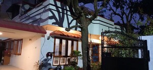 2 BHK Builder Floor For Rent in Aman Vihar
