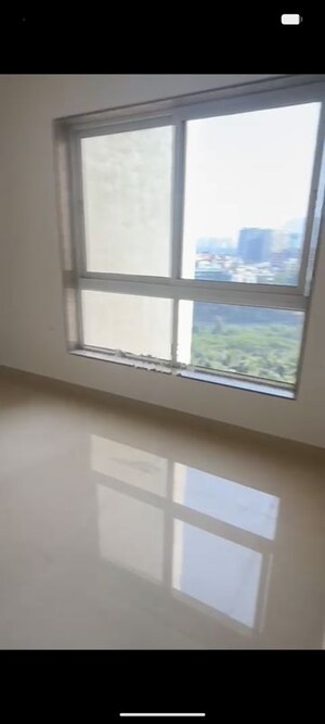 Room in 3 BHK Apartment at Hubtown Rising City, Ghatkopar East – for Rent