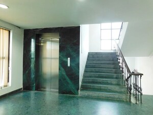 Room in  Office Space at Vasant Kunj – for Rent