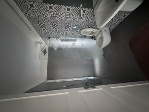 Furnished Amenities in 2.5 BHK Apartment at Kanakia Paris, Bandra East – for Rent