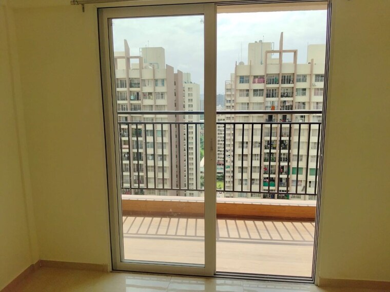 Room, kolte-patil-life-republic-16th-avenue-arezo 2 Bedroom 850 Sq.Ft. Apartment In Hinjewadi Pune 10637509