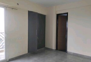 Room in 3 BHK Apartment at Saya Gold Avenue, Vaibhav Khand – for Rent