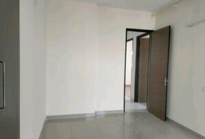 Room in 3 BHK Apartment at Saya Gold Avenue, Vaibhav Khand – for Rent