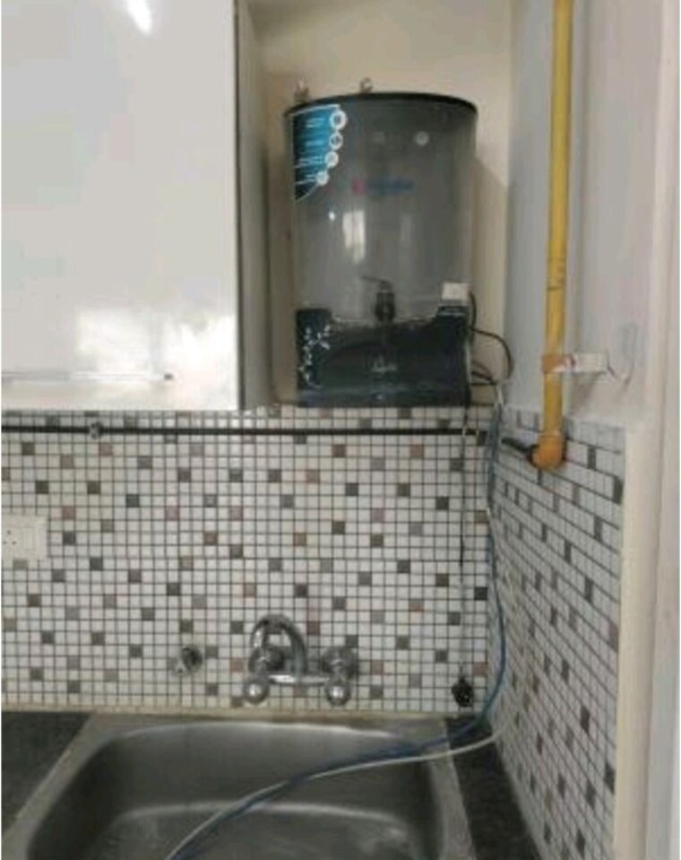 Bathroom, saya-gold-avenue 3 Bedroom 1770 Sq.Ft. Apartment In Vaibhav Khand Ghaziabad 10637490