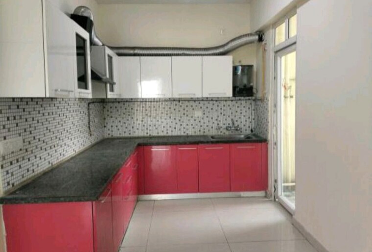 Kitchen, saya-gold-avenue 3 Bedroom 1770 Sq.Ft. Apartment In Vaibhav Khand Ghaziabad 10637490