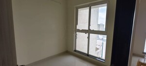 Room in 3 BHK Apartment at Sheth Avante, Kanjurmarg West – for Rent