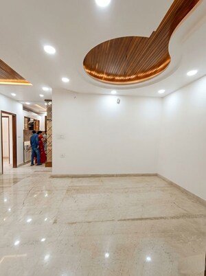 4 BHK Builder Floor For Sale in Rohini Sector 7
