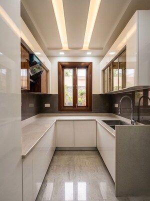Kitchen in 4 BHK Builder Floor at Rohini Sector 7 – for Sale