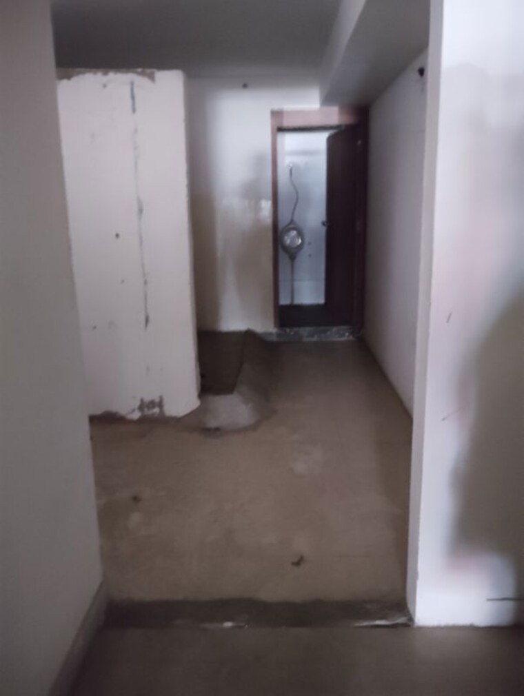 Hall, kn-apartments-khurram-nagar Commercial Showroom 1200 Sq.Ft. In Khurram Nagar Lucknow 10637548